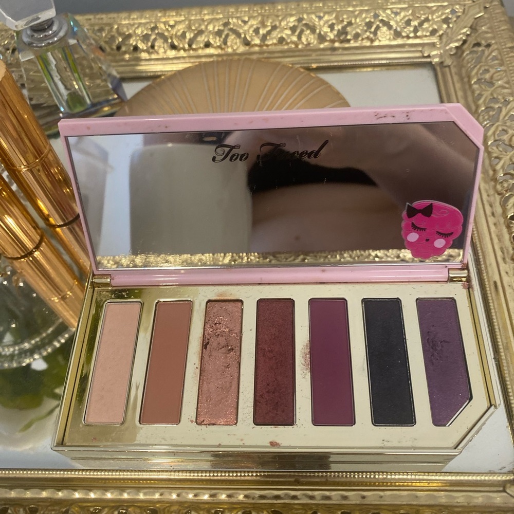 Too Faced Tutti Frutti Razzle Dazzle Berry Eyeshadow Palette